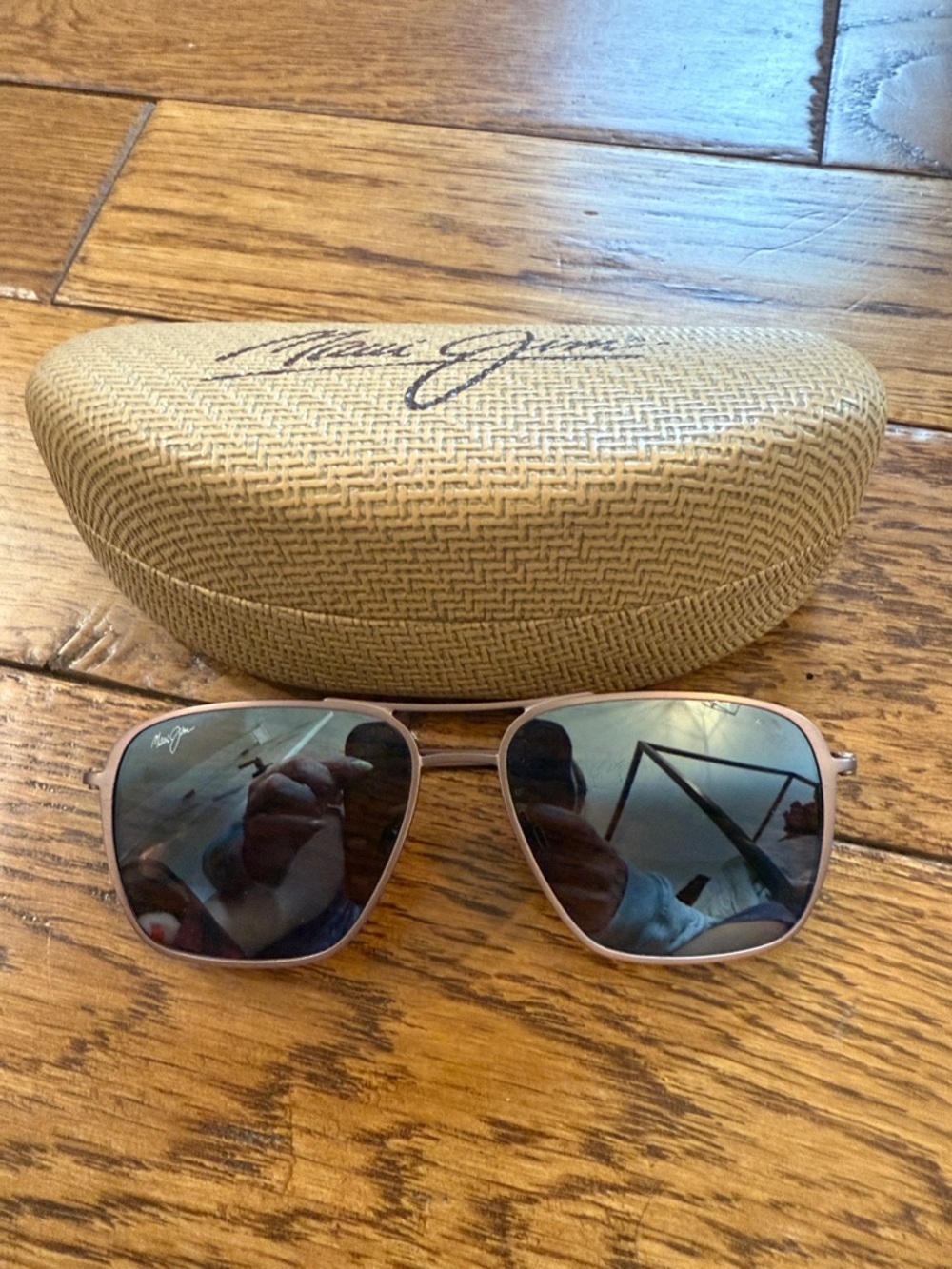 Maui Jim women’s Aviator Sunglasses - Rose Gold Frames